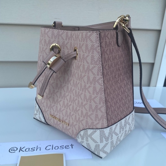 MK Mercer Gallery XS Convertible bucket Xbody Handbag - Picture 3 of 11